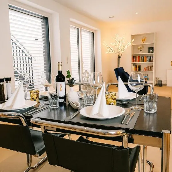 Stylisches-Loft-Apartment mit Terrasse, хотел в Мюнхен