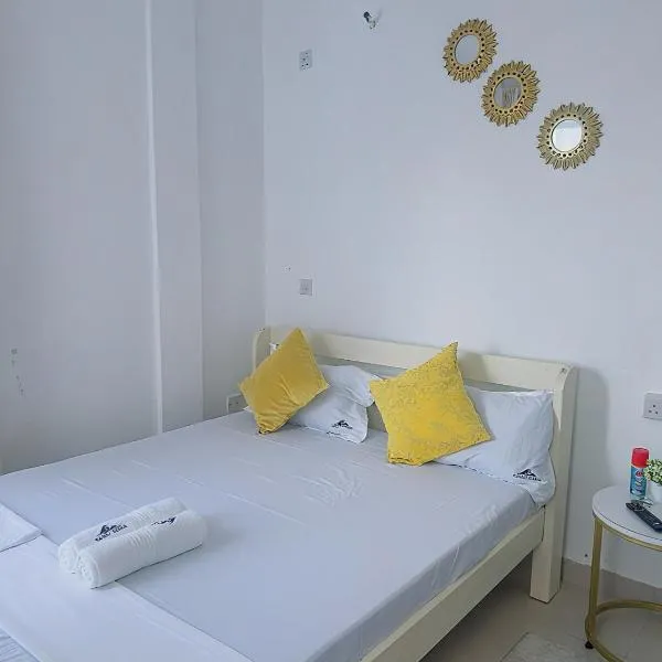 TamuTides Studio Cozy and Work -Friendly Stay in Nyali, Hotel in Mombasa