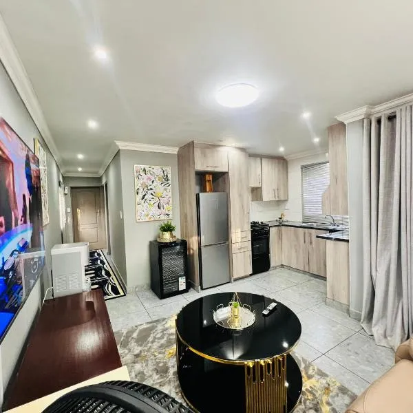 Affordable Modern Stay, hotel in Vanderbijlpark