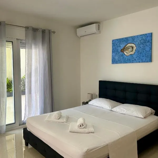 Cozy home next to Athens airport, hotel v destinaci Koropíon