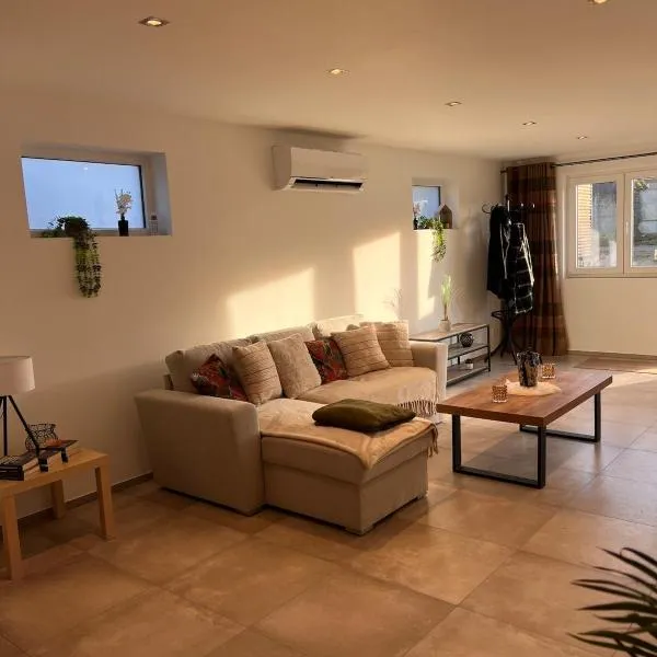 La Bouverie, hotel in Profondeville