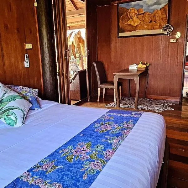 Marin' s Home, hotel in Thalang