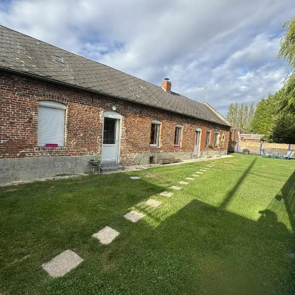 Maison a la campagne proche du canal, hotel in Thun-Saint-Martin