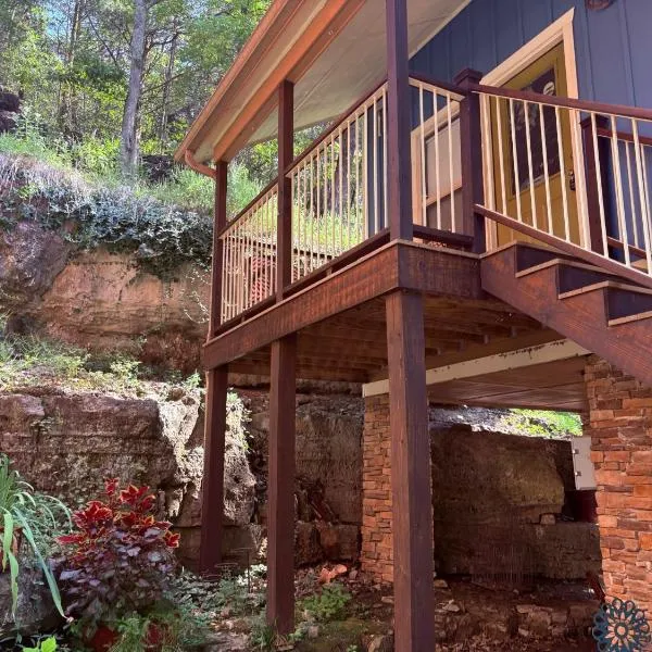 All Seasons Treehouse Village, hotel v destinaci Eureka Springs