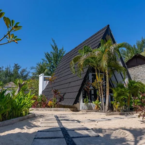 BEACH Resort - Bungalow at Beach - Gili Trawangan, hotel v destinaci Gili Trawangan