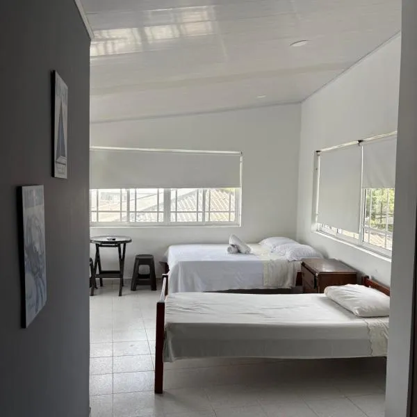 Posada coral breeze habitación tercer piso，位于圣安德烈斯的酒店