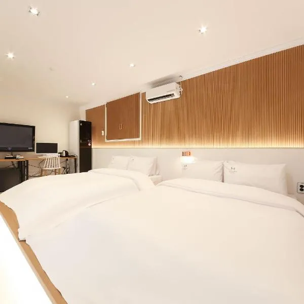 Gwangju W Lounge Hotel, hotell i Gwangju