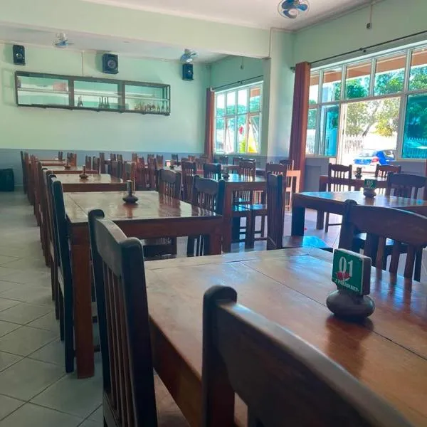 Le Paradisier Hotel Restaurant, hotel u gradu Antsohihy