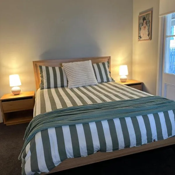 Wattle Cottage, ξενοδοχείο σε Cootamundra