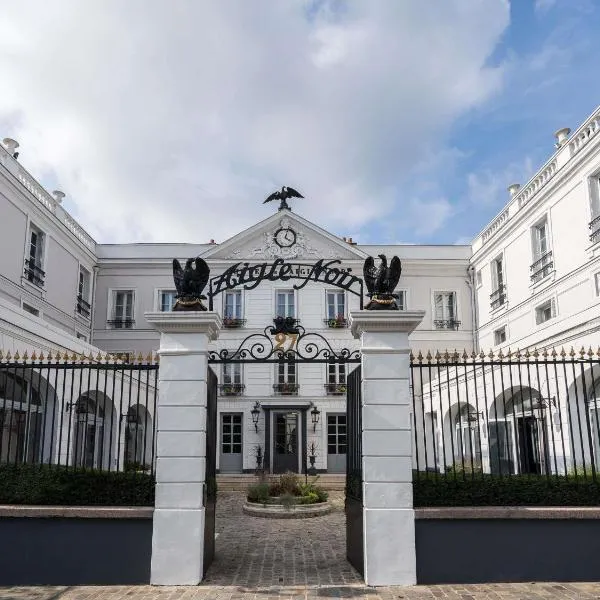 Aigle Noir Hotel Fontainebleau - MGallery Collection, Hotel in Fontainebleau