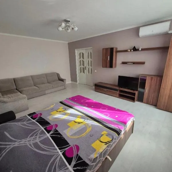 AeroHome Moldova2 -Taxi, hotel in Chişinău
