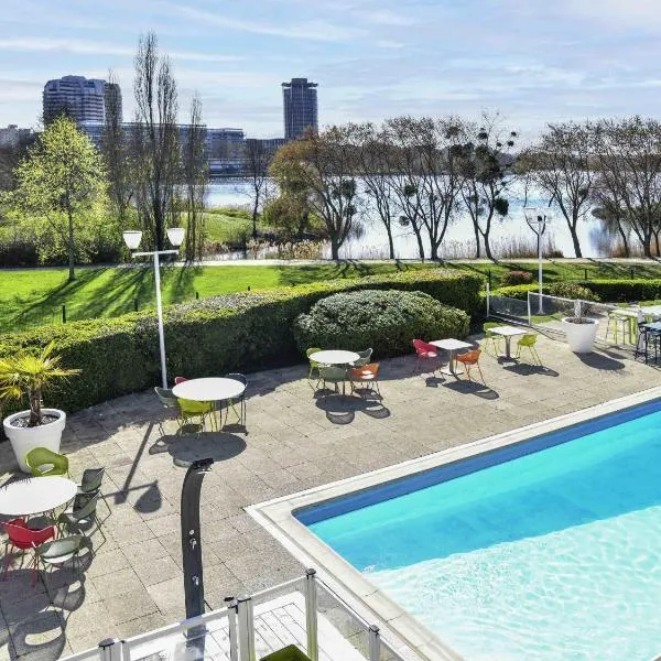 Novotel Paris Créteil Le Lac, hôtel à Créteil