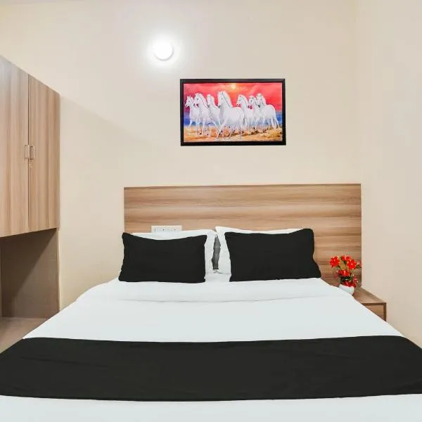 Hotel O XOTEL Near HSR, отель в Бангалоре