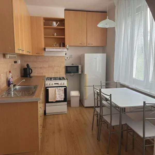 Harmony apartment, hotel in Šamorín