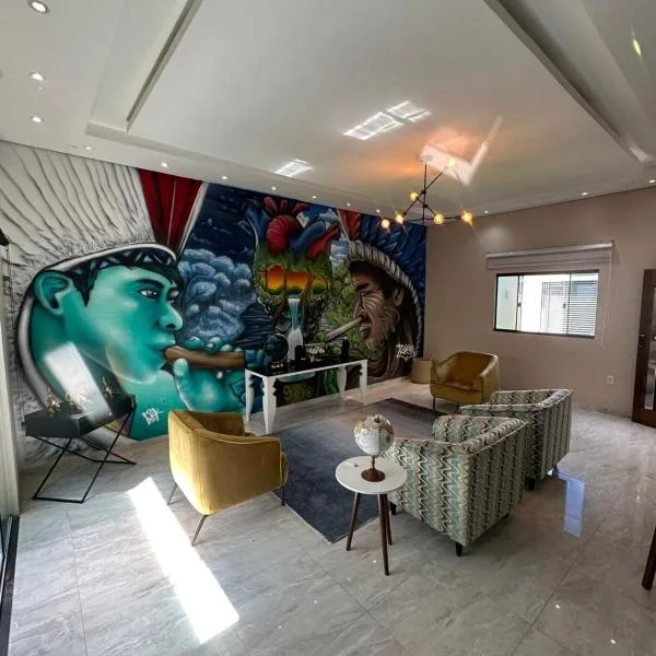 AMAZON inn JACARÉ, khách sạn ở Cruzeiro do Sul