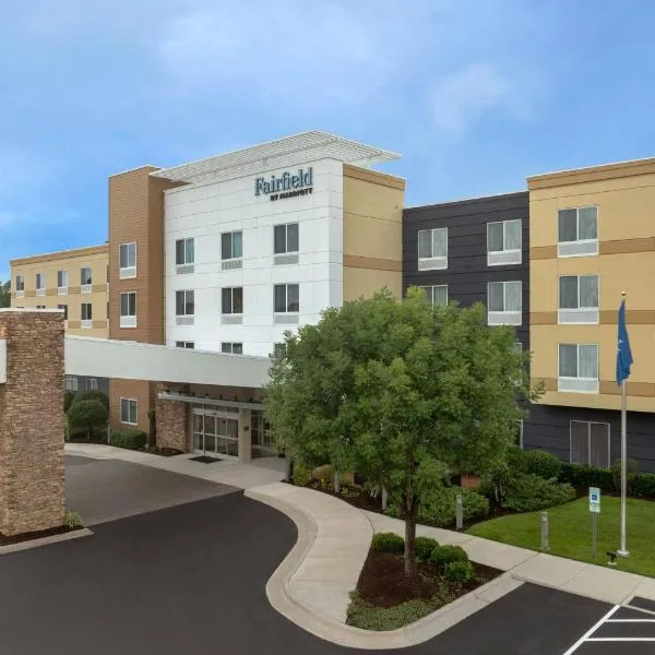 Fairfield Inn & Suites by Marriott Fayetteville North, hotel v destinaci Fayetteville