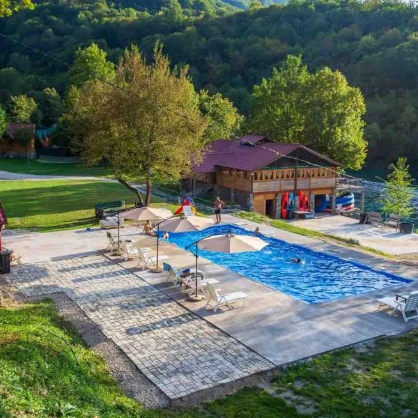 Rafting Center "TARA-RAFT", hotel u gradu Bastasi