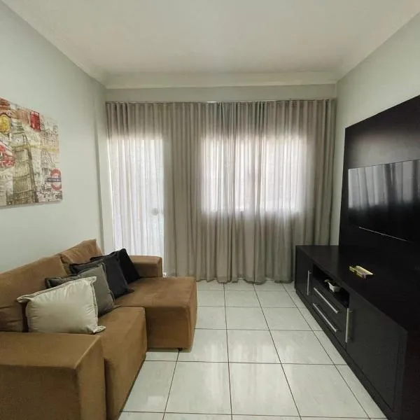 Flat Centro 301, hotel v mestu Tangara da Serra