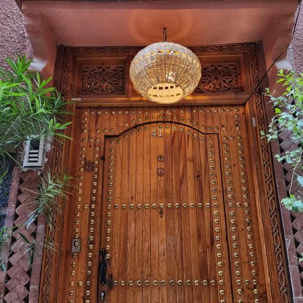 Riad Hostel ADI, hotel in Marrakech