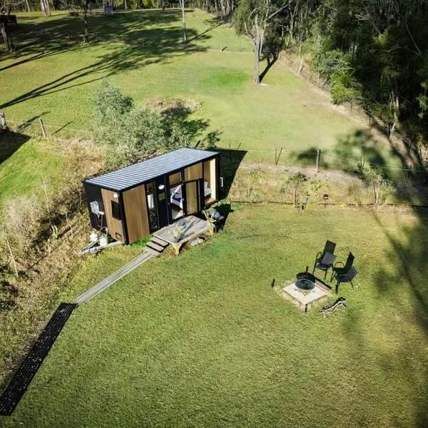 The Mini Chalet by Tiny Away, ξενοδοχείο σε Bromfleet