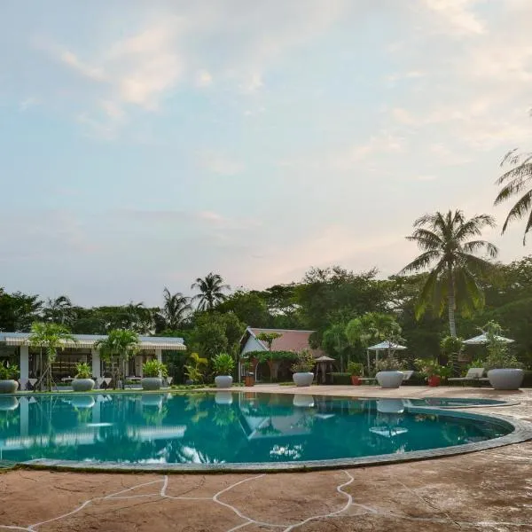 Samanea Beach Resort & Spa, hotel in Kep