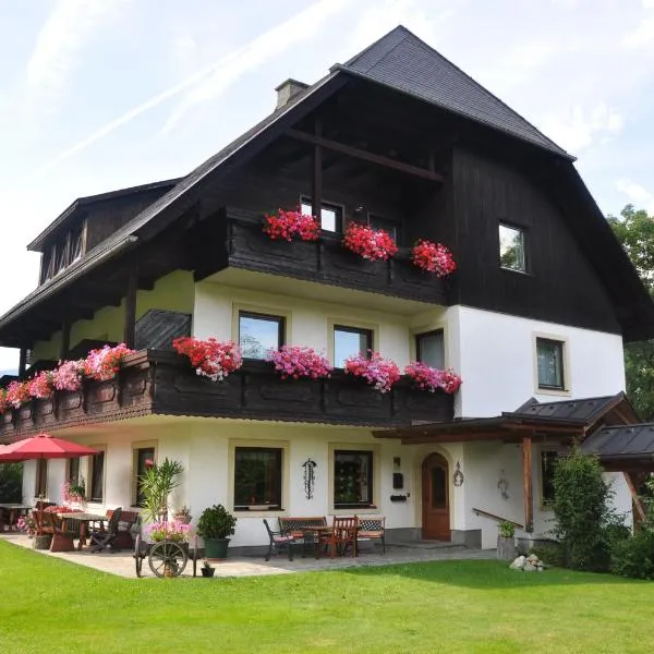Gästehaus Kreischberg - Mayer, hotel in Sankt Lorenzen ob Murau