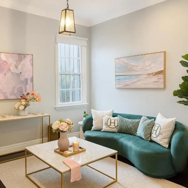 Lux Urban Terra 3BR Darlinghurst CBD Kings Cross, хотел в Сидни