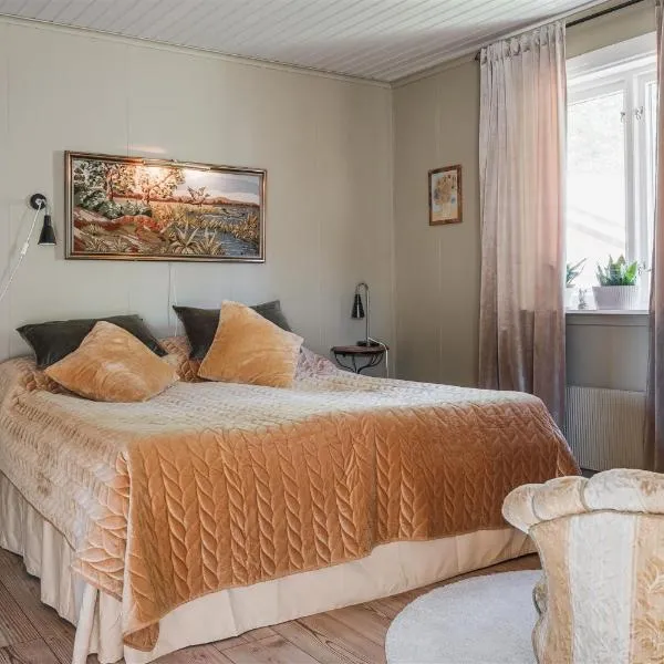 Skogsbrynet B&B, Bredsjö Nya Herrgård, hotel in Hällefors