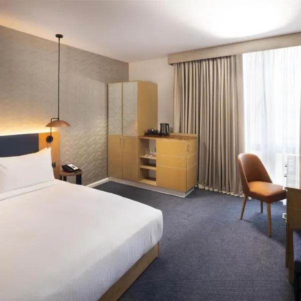 Hilton Garden Inn Bristol City Centre, hotel in Bristol