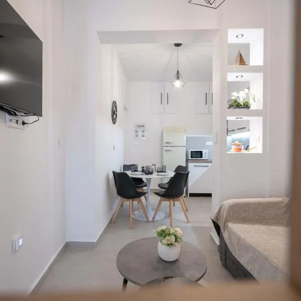 Piraeus Deluxe by the sea, hotel v destinaci Piraeus