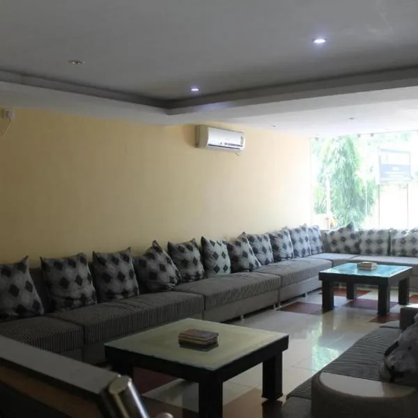 Hotel tathagat bodhgaya near main temple, hotel v destinaci Bódhgaja