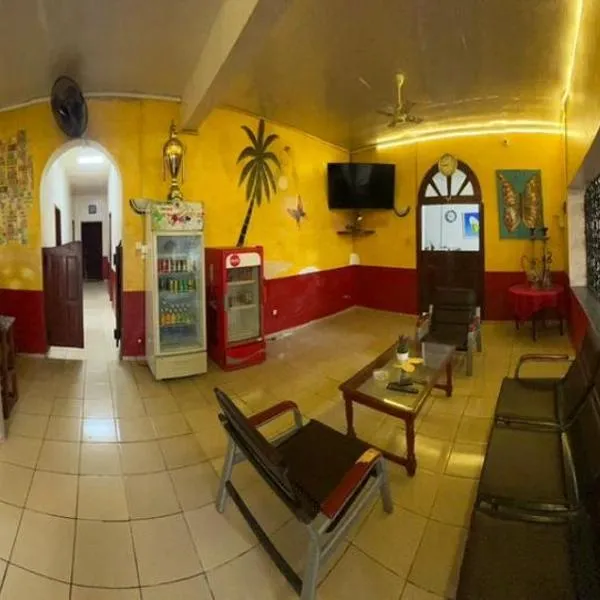 Hôtel Restaurant Le Papillon, hotel en Goungouamoué