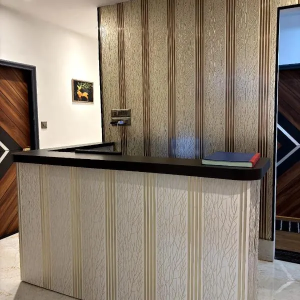 Sun Bright Residency - GB Road Thane, hotel en Thane