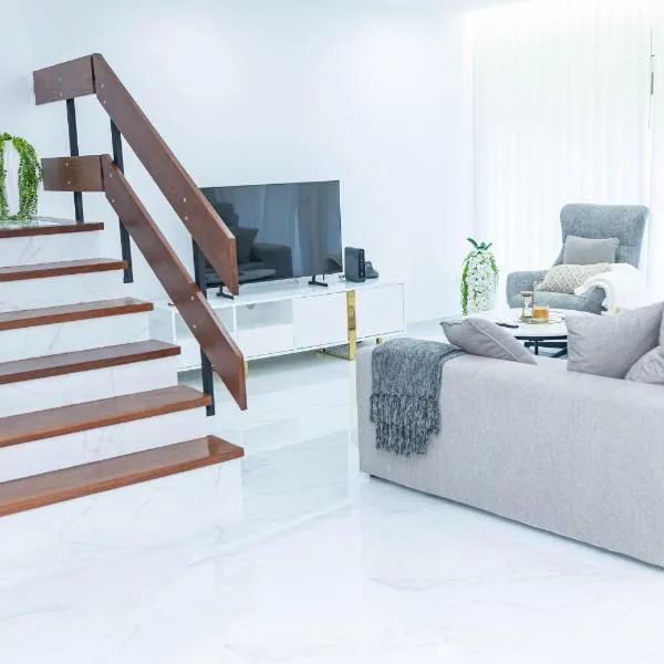 MCM Matur Flats 2, 11 Duplex, hotel em Santa Cruz