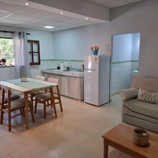 프레시덴시아 로케 사엔스 페나에 위치한 호텔 Complejo Los Azahares