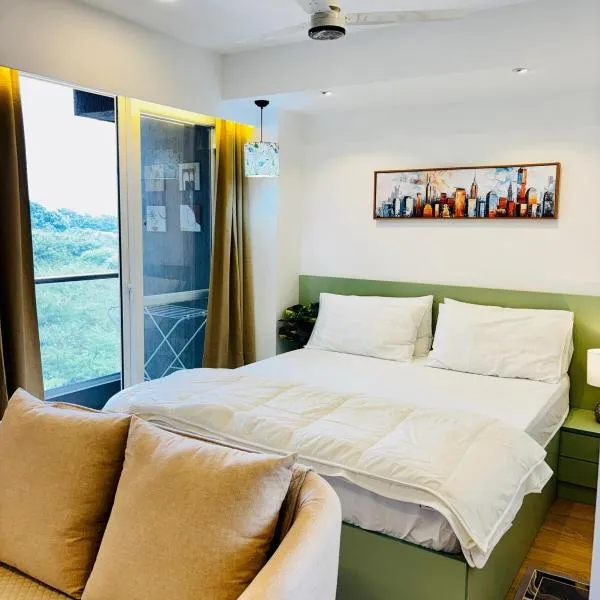 Viman Vista The luxury studio near Pune airport, hotel in Pune