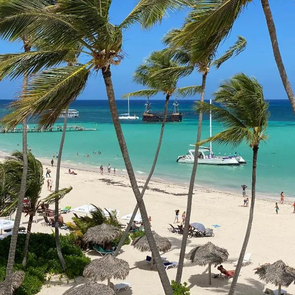 Good location on the beach, hotel in Punta Cana