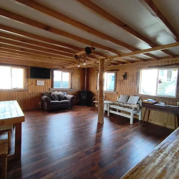 Hostel caleta union, hotel v destinaci Puerto Williams