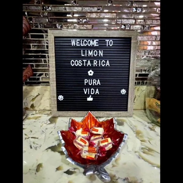 Luxury 3 Bedroom Apartment, hotel Puerto Limónban