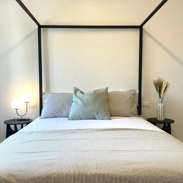 OverGarden Rooms, Hotel in Dossobuono