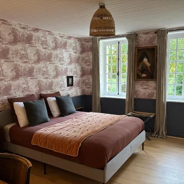 La Haute Trémière, hotel v destinaci Charenton-du-Cher