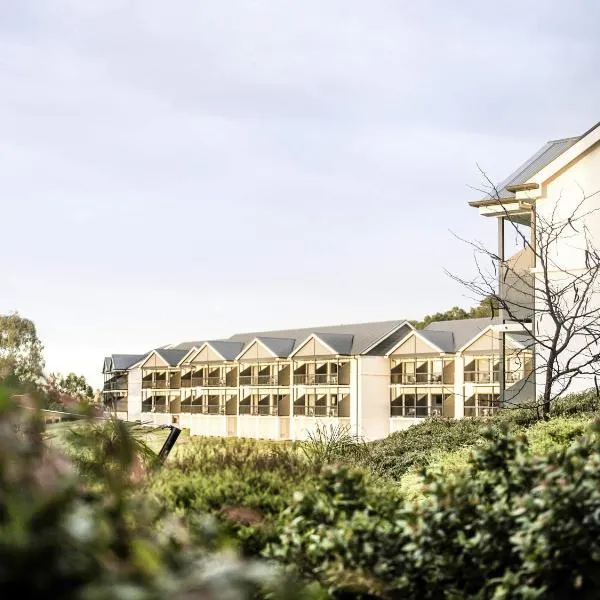 Novotel Barossa Valley Resort, hotel in Rowland Flat