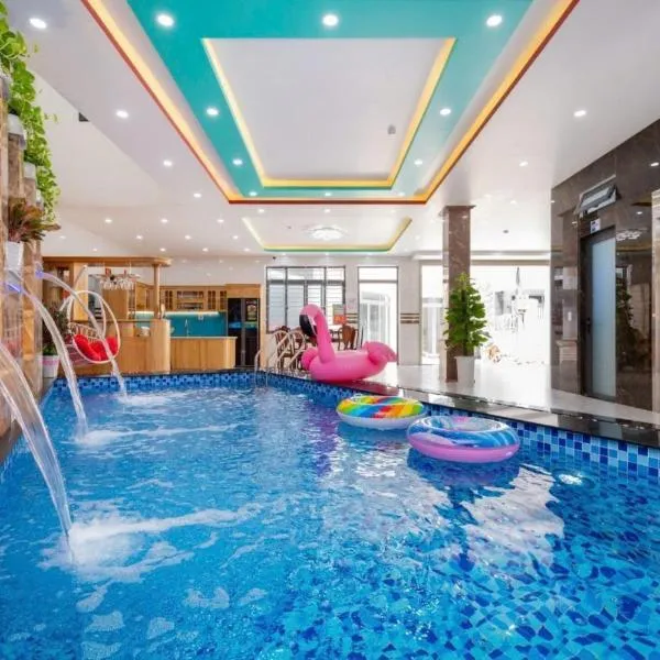 126 Vung Tau Pool Villa Back Beach From 4 To 12 Rooms Options, hotel in Vung Tau