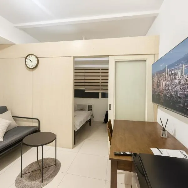 Chill staycation near Ateneo, UP & Maginhawa eats, hotel a Manila