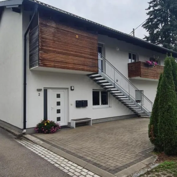 St Georgen im Attergau ein Zimmer Wohnung, hotel en Sankt Georgen im Attergau