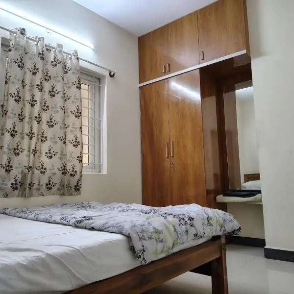 The Cave Lakeview Suites 1BHK, hotel din Bangalore