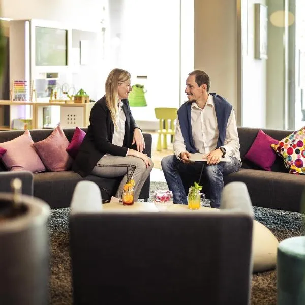 Novotel Düsseldorf City West, hotel di Düsseldorf
