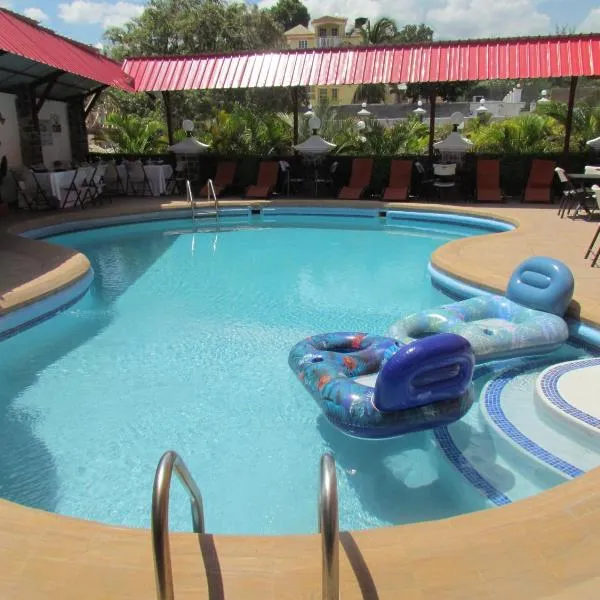 Vivy Hill's Hotel, hotel v destinaci Port-au-Prince