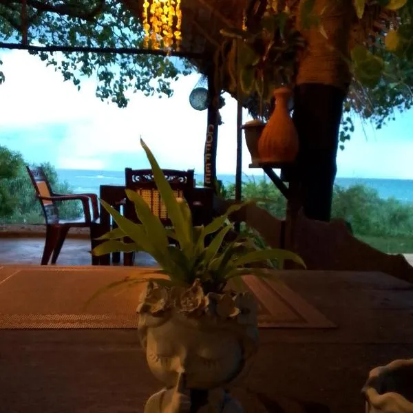 Happybeach Sea view Cabin, hotel in Tangalle