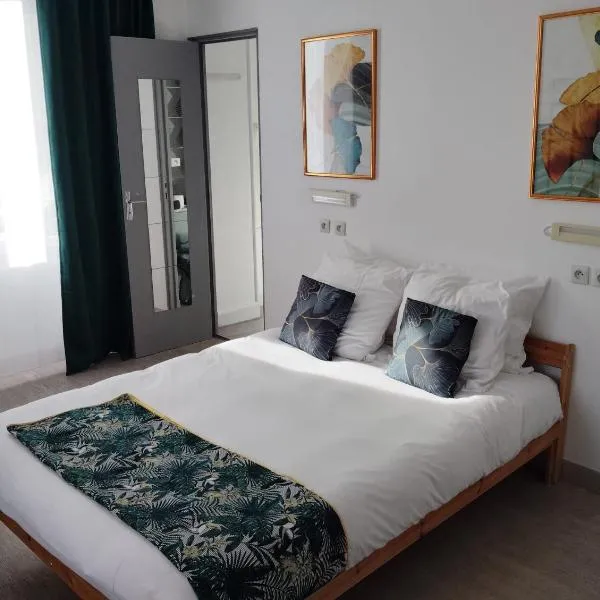 Ice Rock Hotel, hotel u gradu L'Aržantjer la Bese